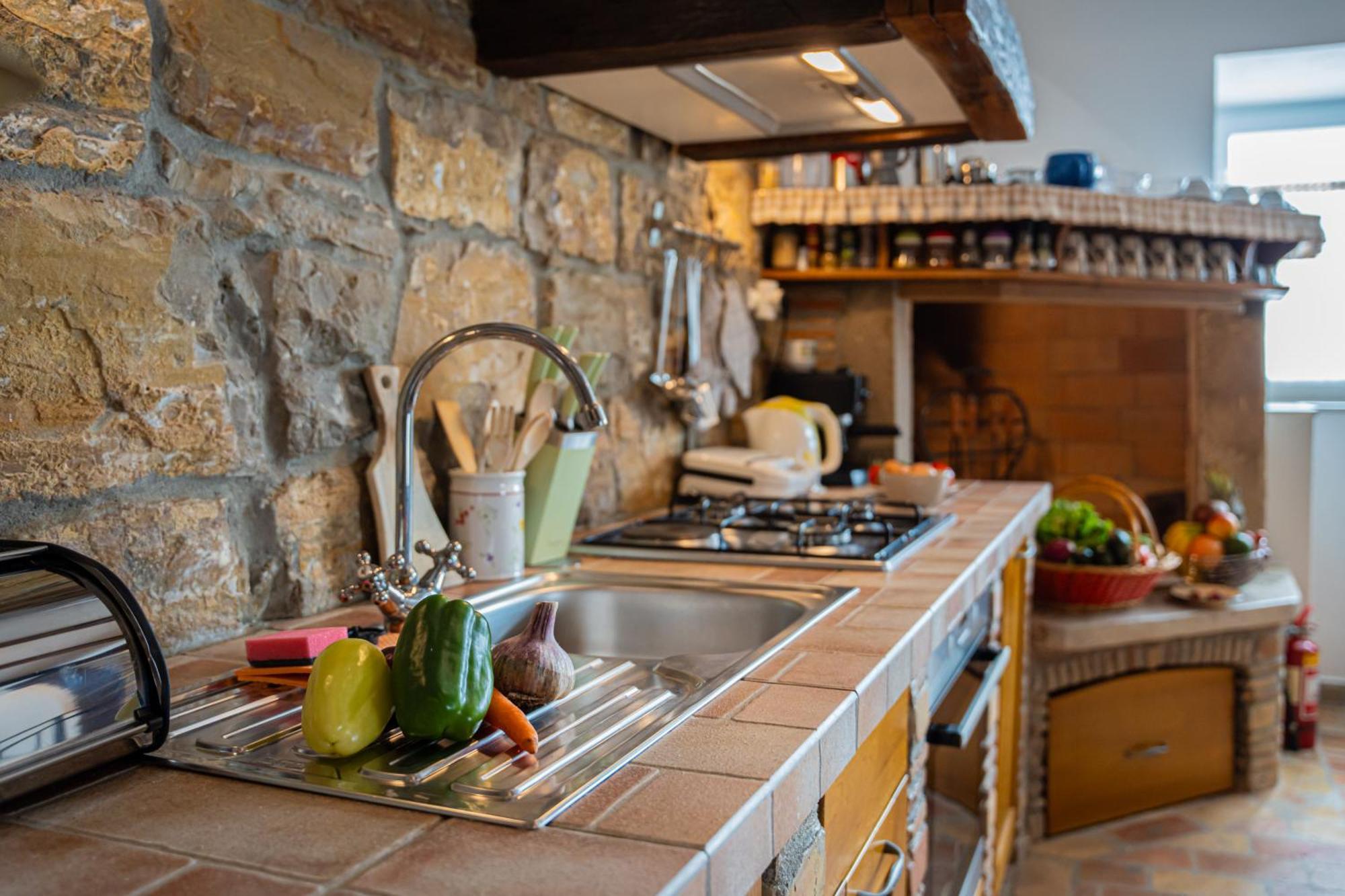 Holiday Home Belveder Motovun Livade Eksteriør billede