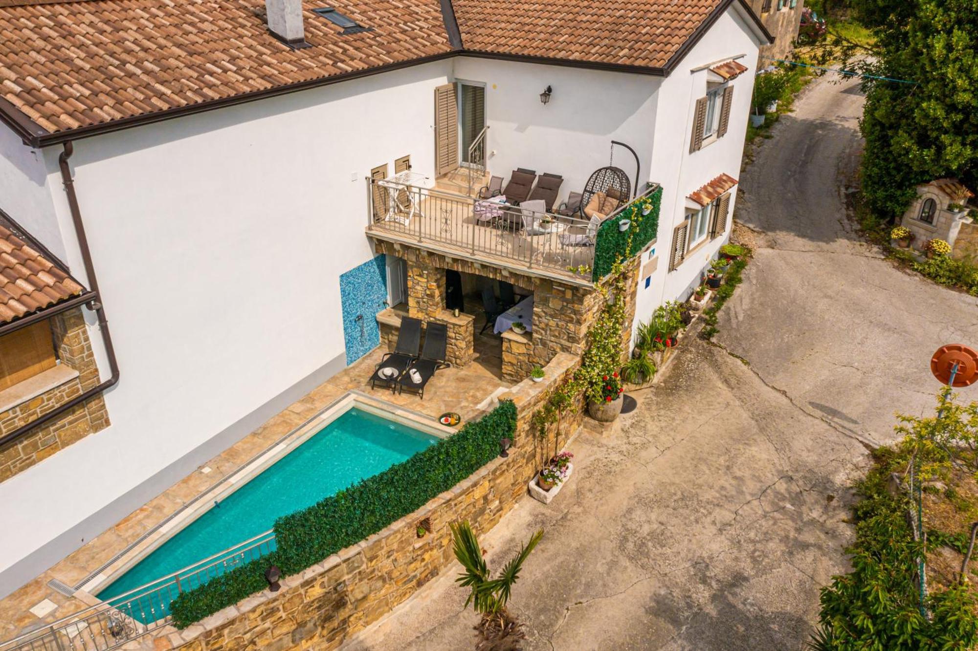 Holiday Home Belveder Motovun Livade Eksteriør billede